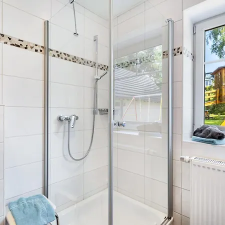 Apartment Haus Schoenblick - Sarina 1 Willingen (Upland)